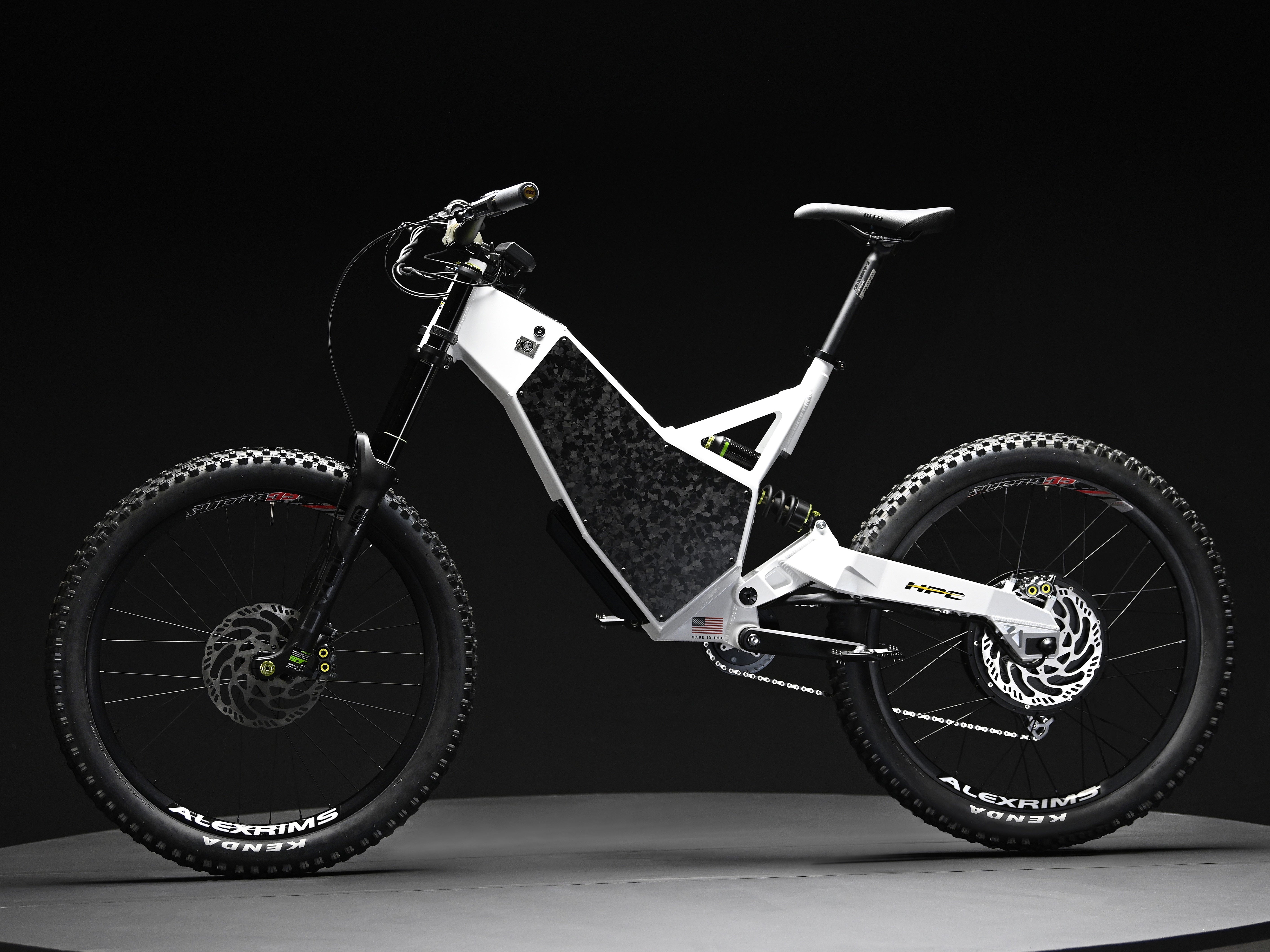 REVOLUTION X Hi Power Cycles