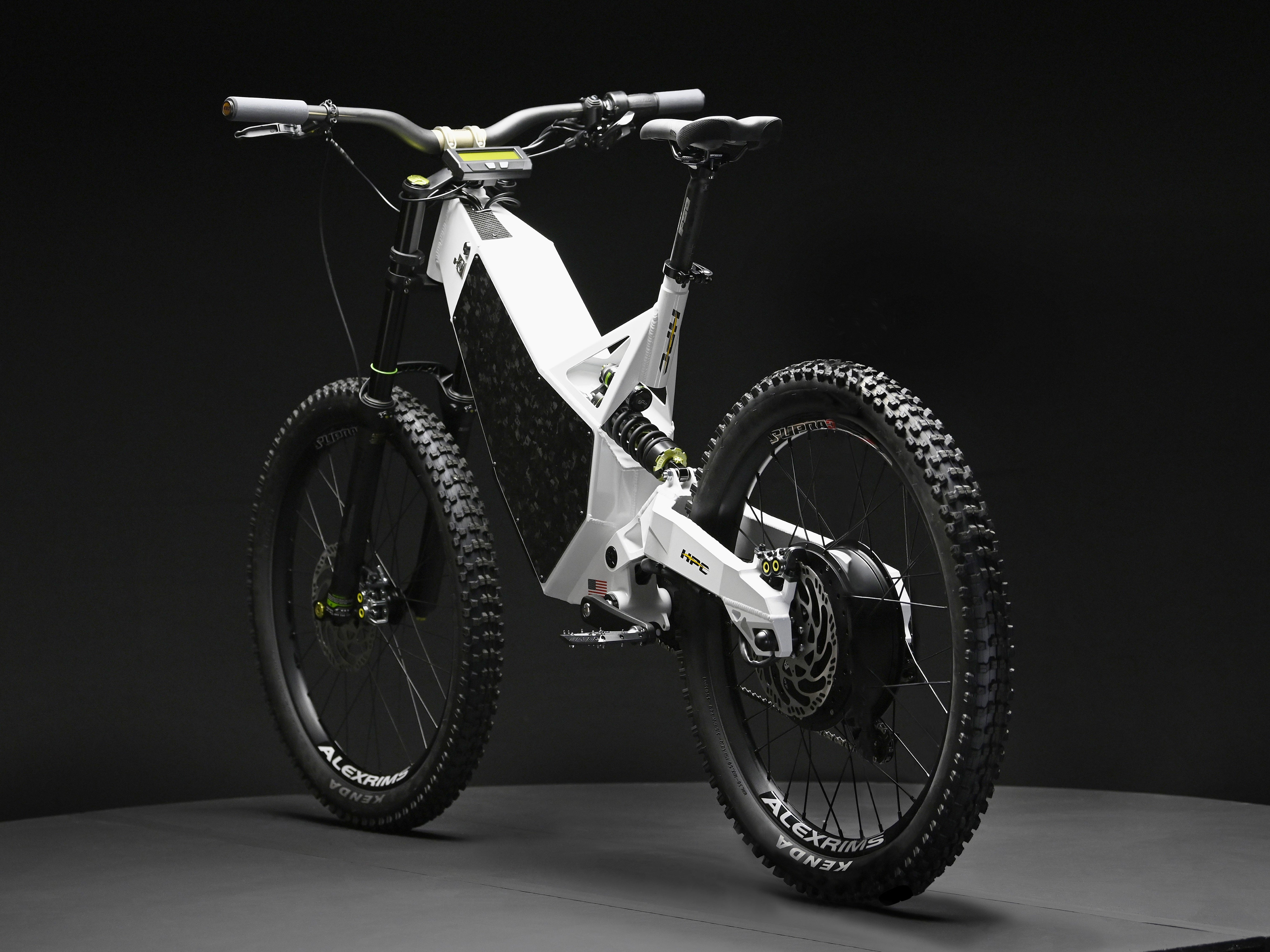 REVOLUTION X Hi Power Cycles
